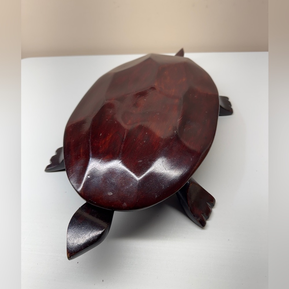 Vintage Wooden Turtle Box Hand Carved Wood Trinket Jewelry Box Tortoise